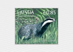 Latvijas Pasts sāk jaunu pastmarku ciklu sērijā Latvijas dzīvnieki – uz pirmā izdevuma Latvijas 2016.gada dzīvnieks āpsis