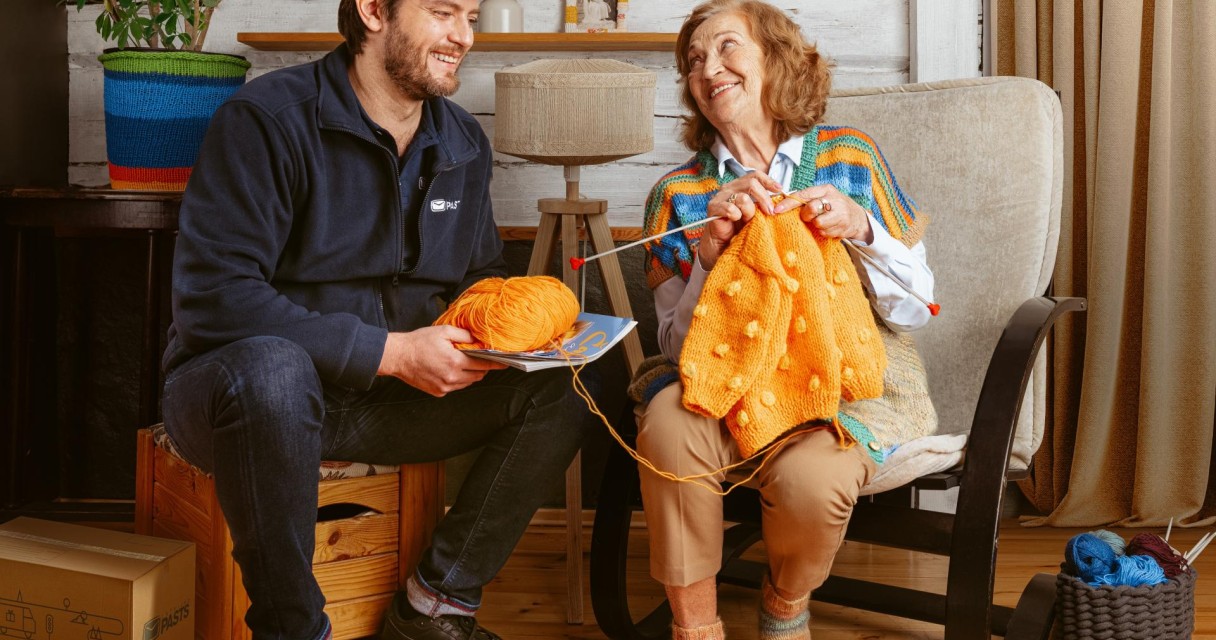 Pastnieks_Majas_KV_Bilde (1) Kampaņa “Pastnieks mājās” sasniedz 14 000 darījumu mēnesī