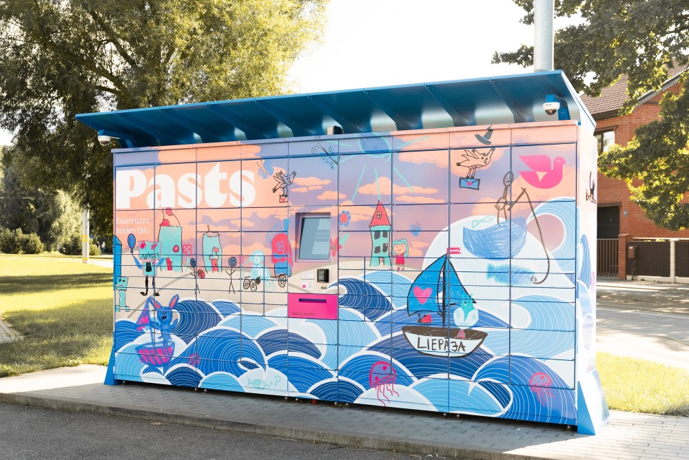 05.09.2025-21 Īpašā dizaina pakomāts Liepājā