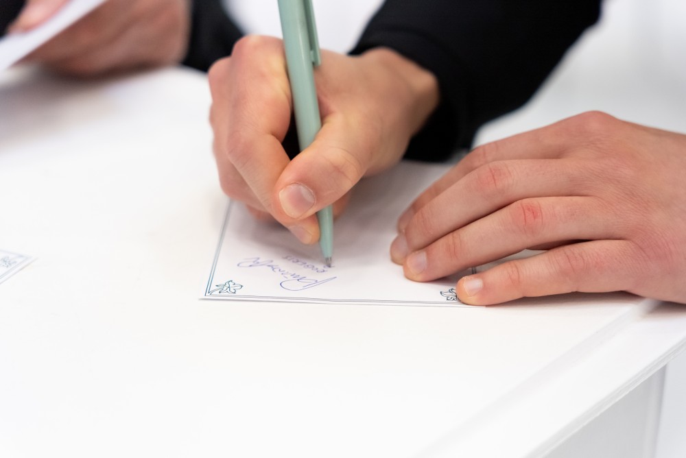 02.10.2025-36 jaunā dizaina pastmarka